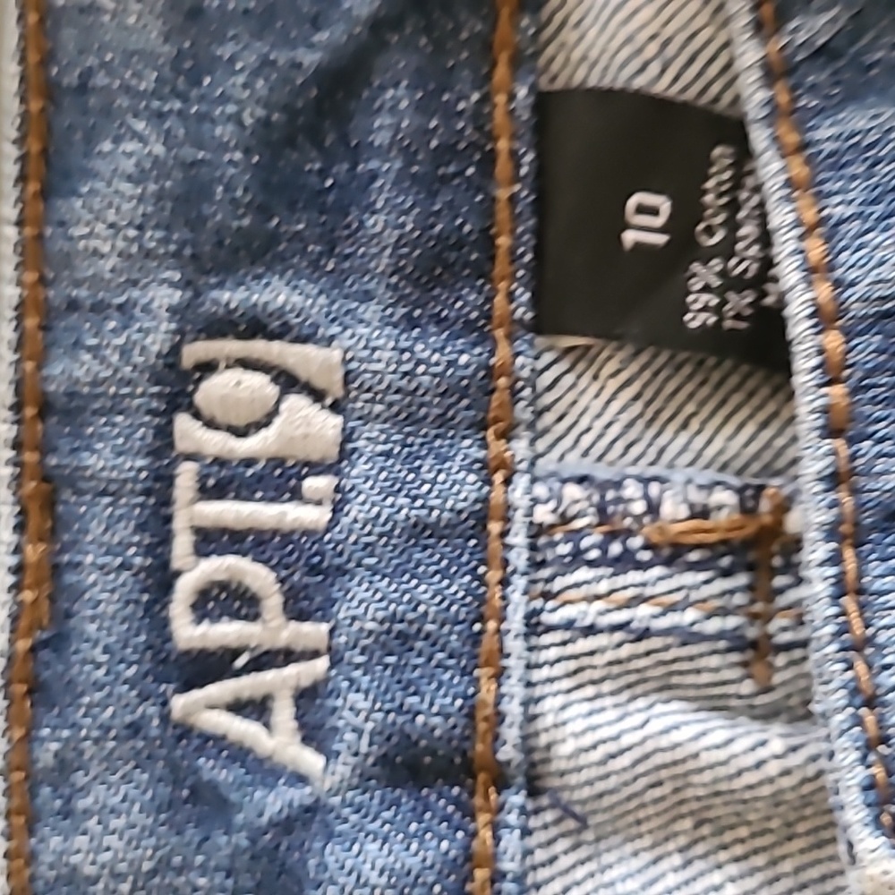 Apt 9 Women's 10 Jeans Distressed Denim 5 Pocket - Picture 2 of 6